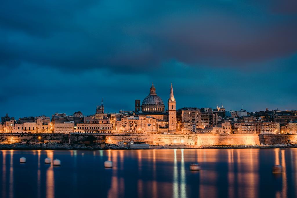 Apartment With Stunning Seaviews Sliema Exteriér fotografie