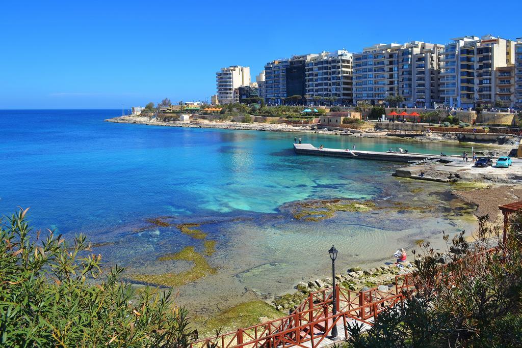 Apartment With Stunning Seaviews Sliema Exteriér fotografie